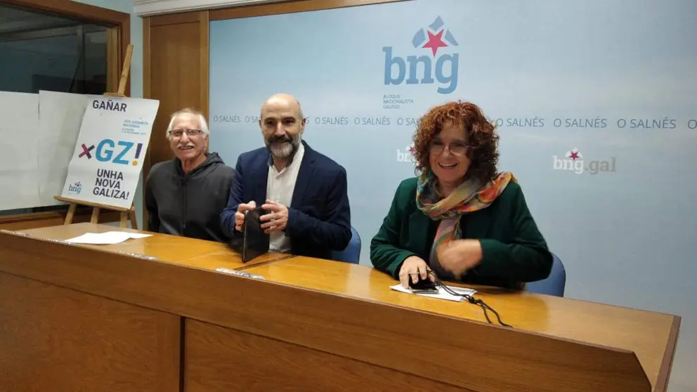 Xos&eacute; Lois Leir&oacute;s, N&eacute;stor Rego e Montse Prado