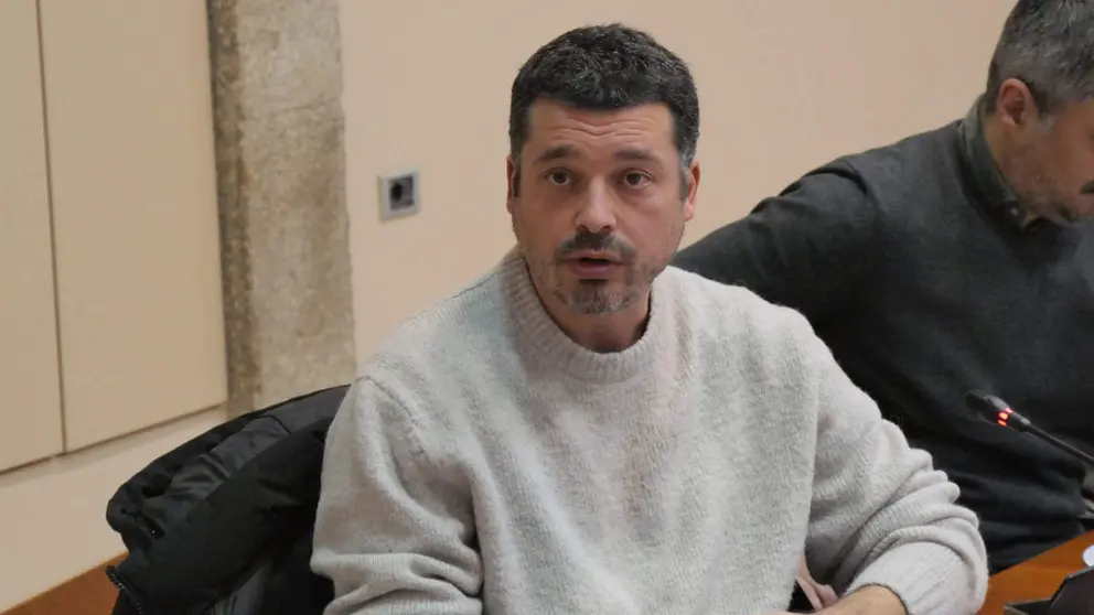 Mon Fern&aacute;ndez