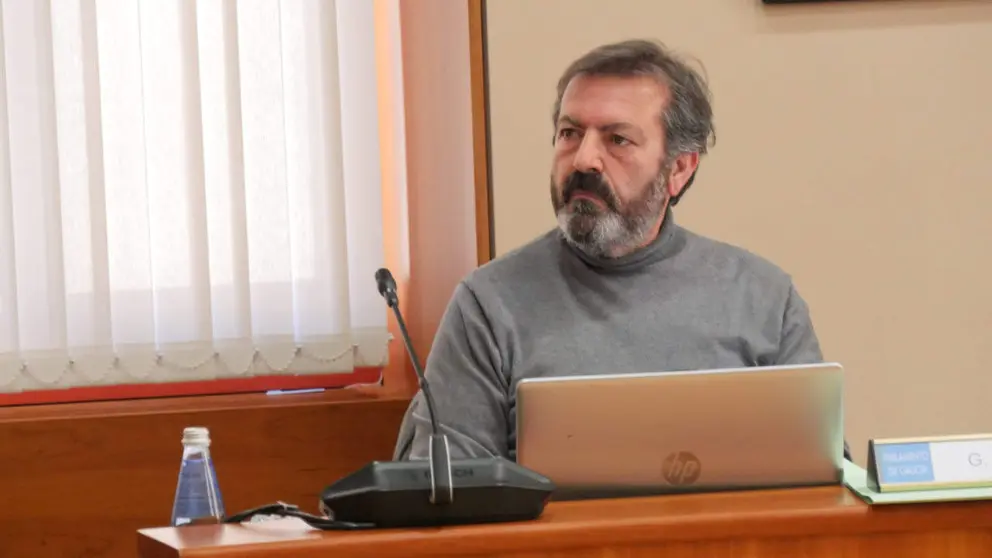 Lu&iacute;s Bar&aacute;