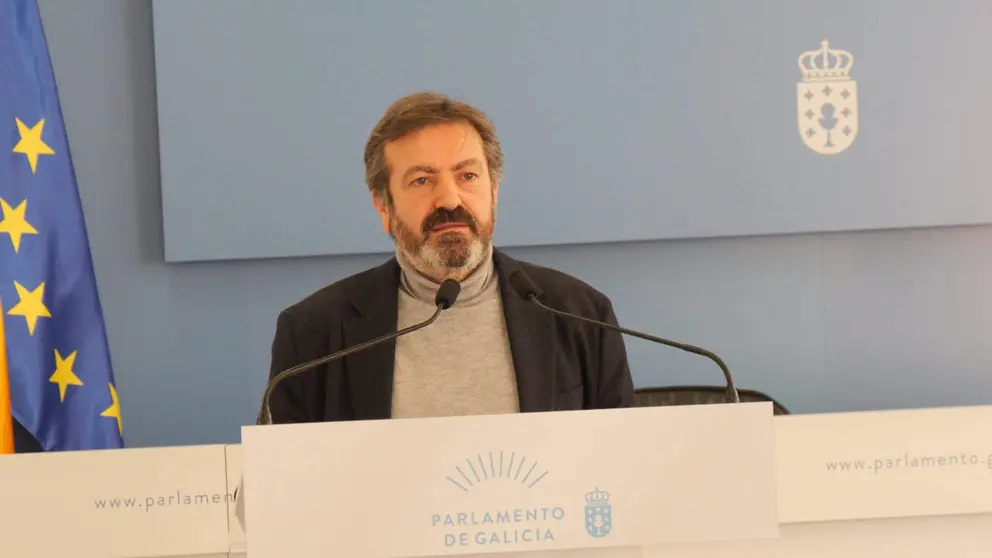 Lu&iacute;s Bar&aacute;