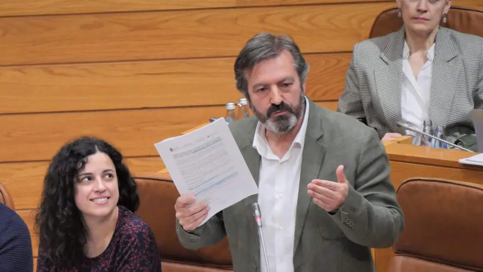 Lu&iacute;s Bar&aacute;