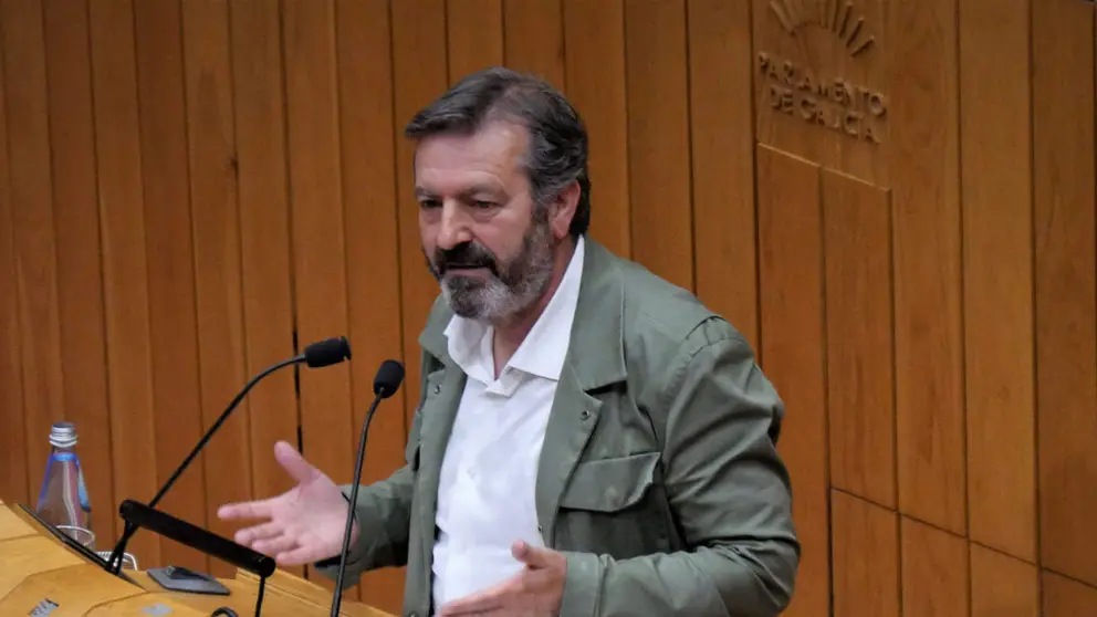 Lu&iacute;s Bar&aacute;