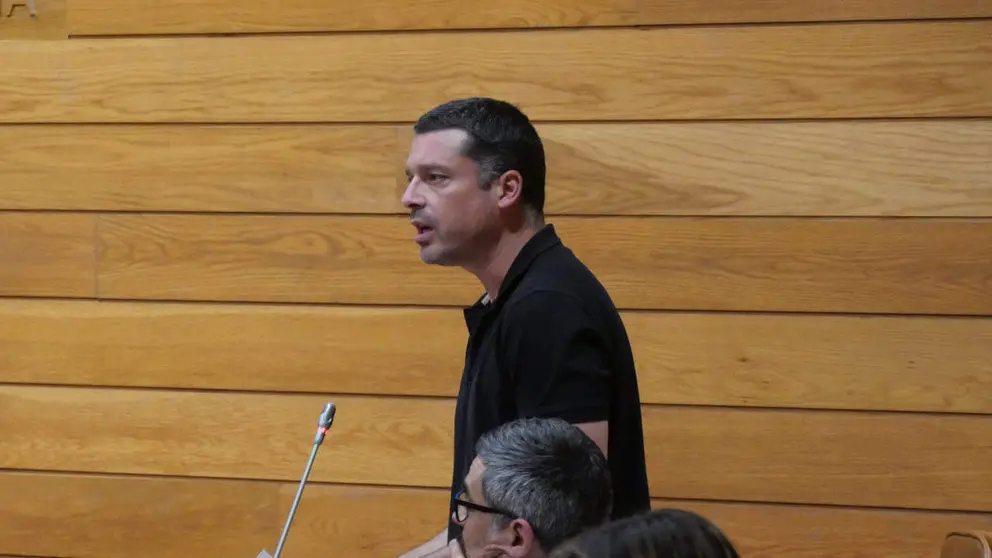 Mon Fern&aacute;ndez
