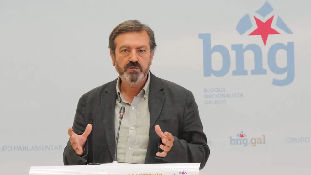 Lu&iacute;s Bar&aacute;