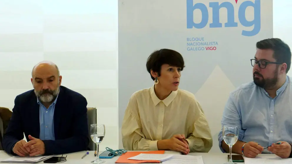 N&eacute;stor Rego, Ana Pont&oacute;n e Xabier P. Igrexas