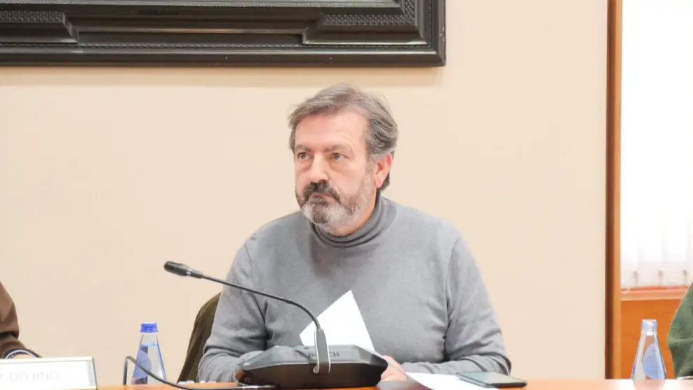 Lu&iacute;s Bar&aacute;