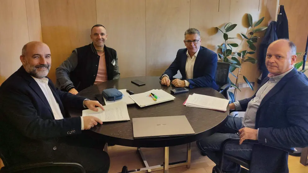 Reuni&oacute;n federaci&oacute;n de pirag&uuml;&iacute;smo