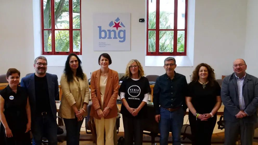 Ana Pont&oacute;n reuni&oacute;n xustiza gratu&iacute;ta