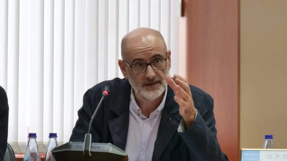 Secundino Fern&aacute;ndez