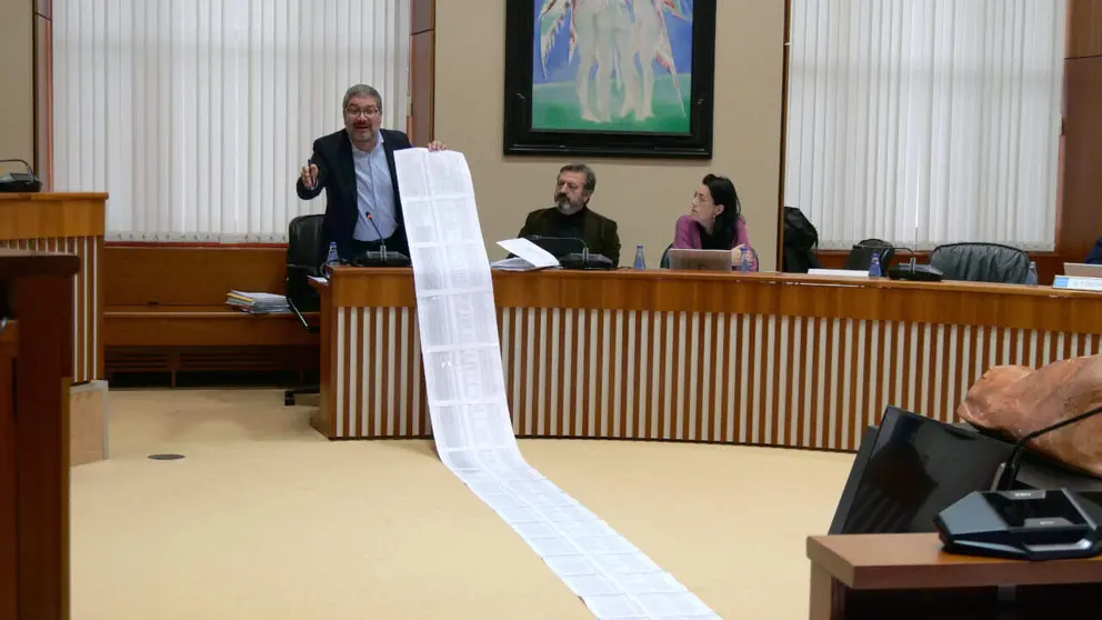 &Oacute;scar Insua ensina os contratos de Eulen