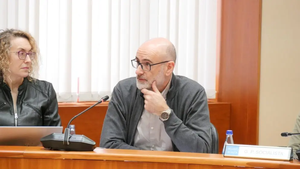 Secundino Fern&aacute;ndez