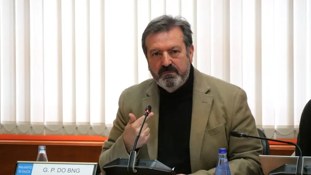 Lu&iacute;s Bar&aacute;