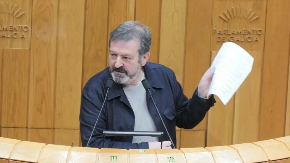 Lu&iacute;s Bar&aacute;