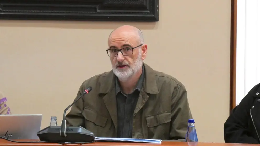 Secundino Fern&aacute;ndez