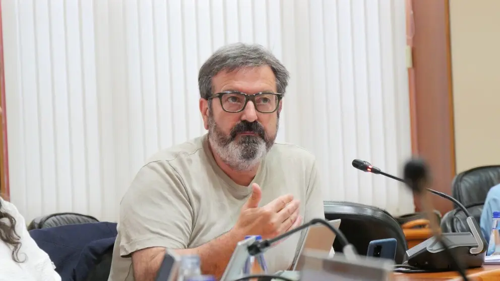 Lu&iacute;s Bar&aacute;