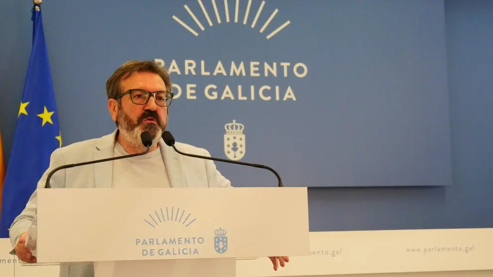 Lu&iacute;s Bar&aacute;