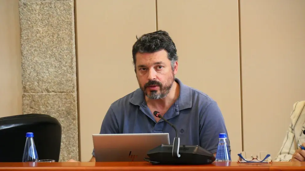 Mon Fern&aacute;ndez