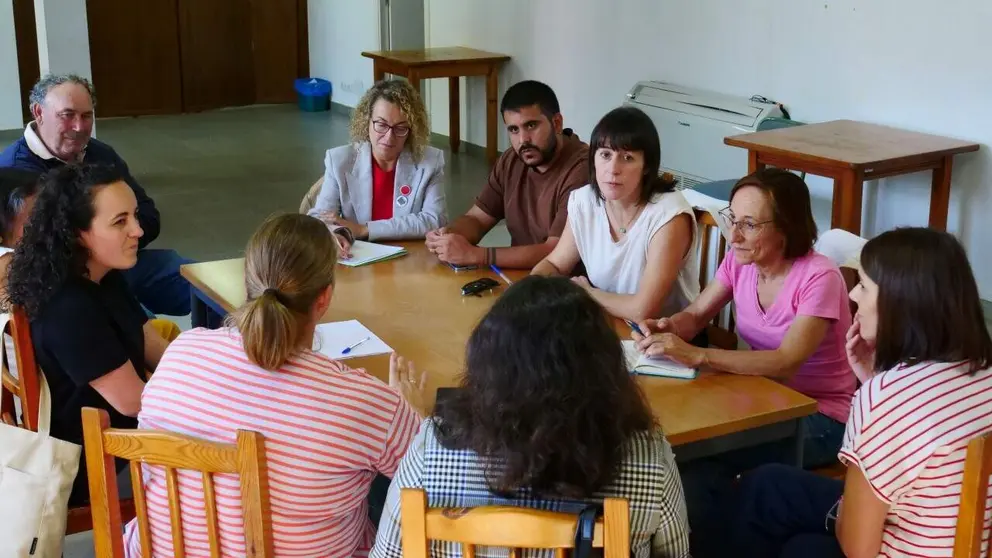 Reunion ANPA CEIP Ana Mar&iacute;a Di&eacute;guezjpg
