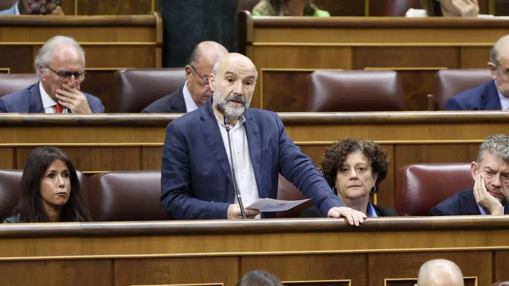 N&eacute;stor Rego