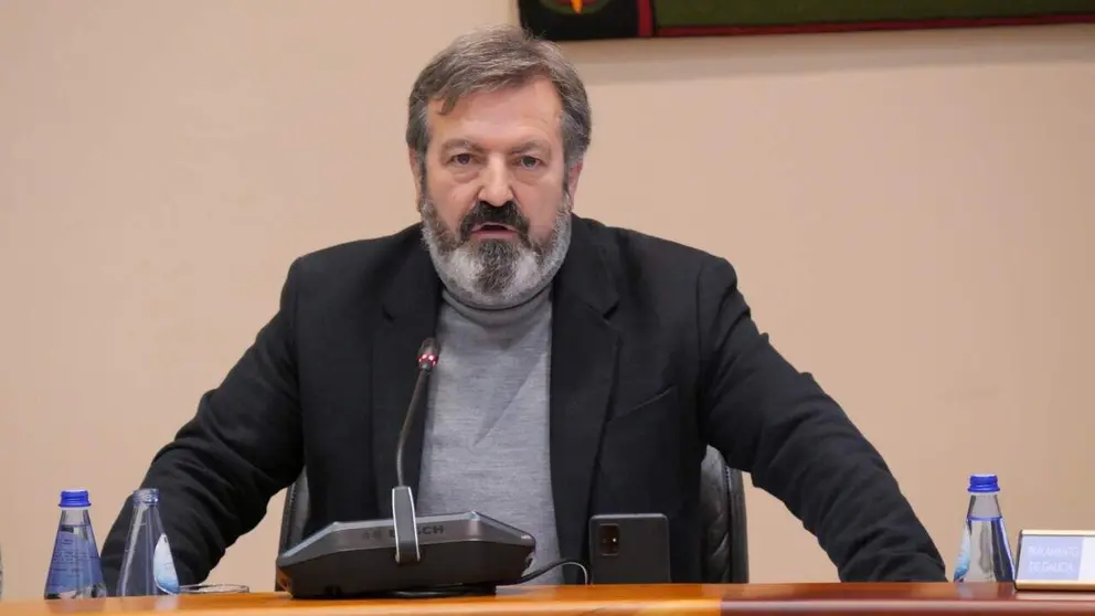 Lu&iacute;s Bar&aacute;