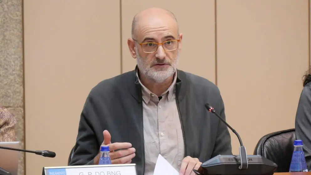 Secundino Fern&aacute;ndez