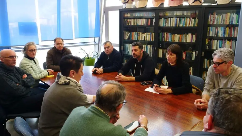 Reuni&oacute;n problema vivenda Caranza