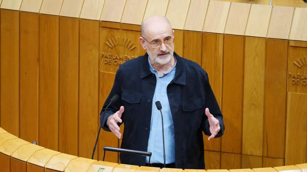 Secundino Fern&aacute;ndez