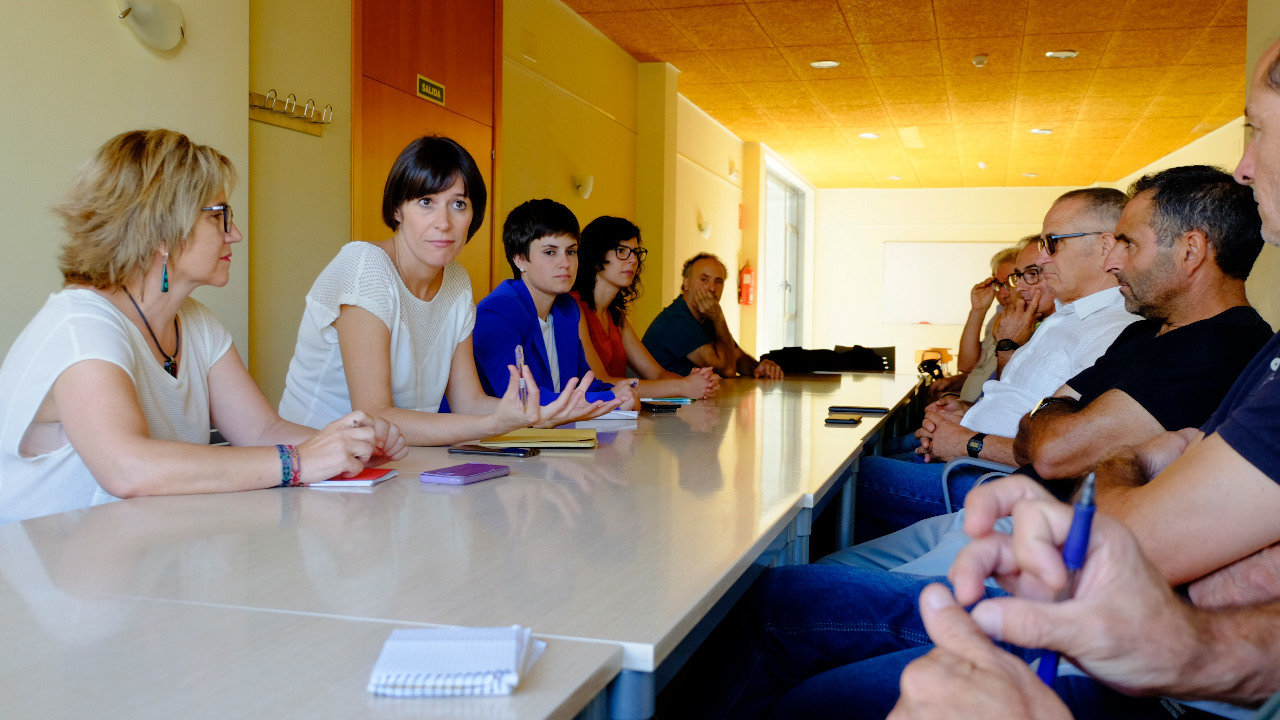 Encontro coa comunidade de montes