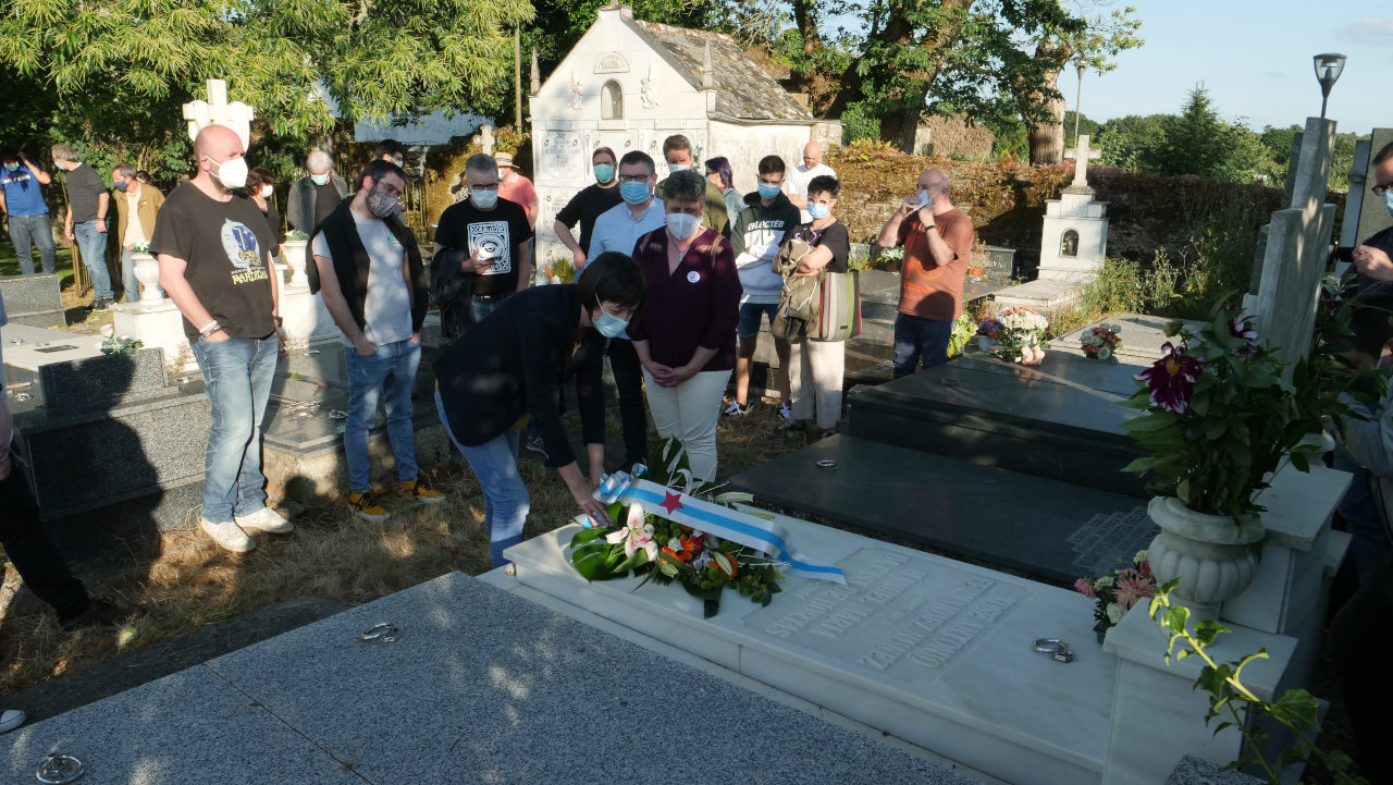 Homenaxe Manuel María