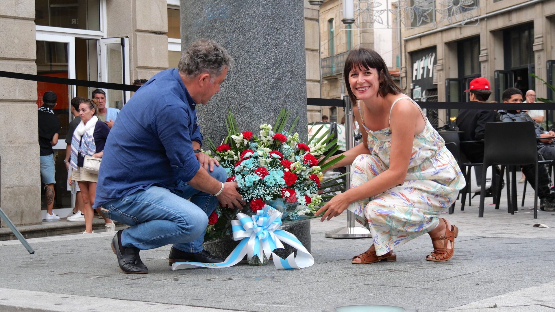 Ofrenda floral en Pontevedra.